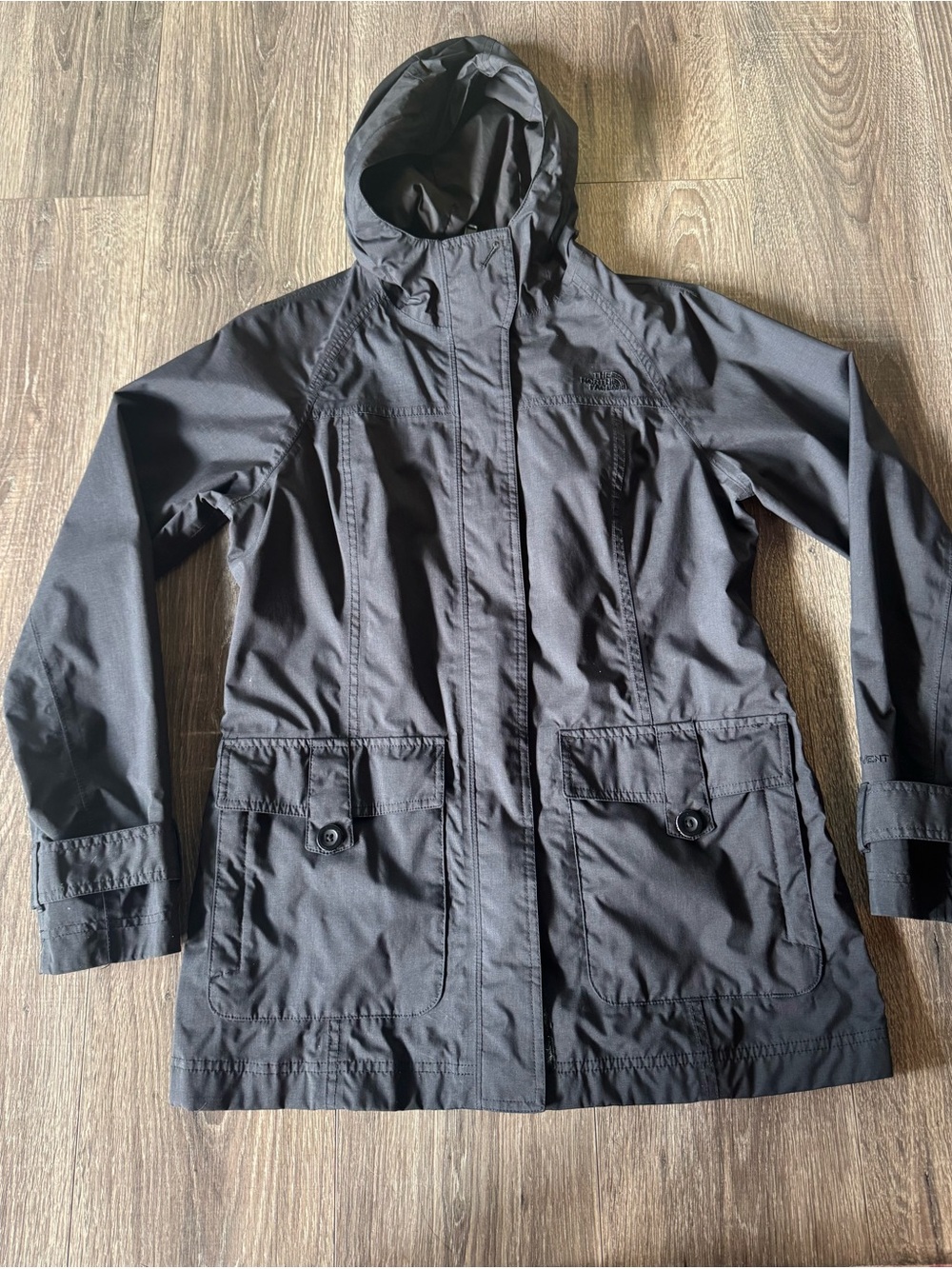 The North Face Women's Black Hooded Windbreaker/Raincoat